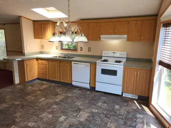 Norton, MA 02766,157 Mansfield Ave. #21