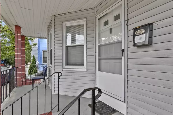 Everett, MA 02149,7-9 Gladstone Street