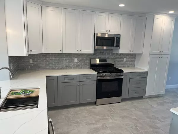 Norton, MA 02766,2A Oak Street #2A