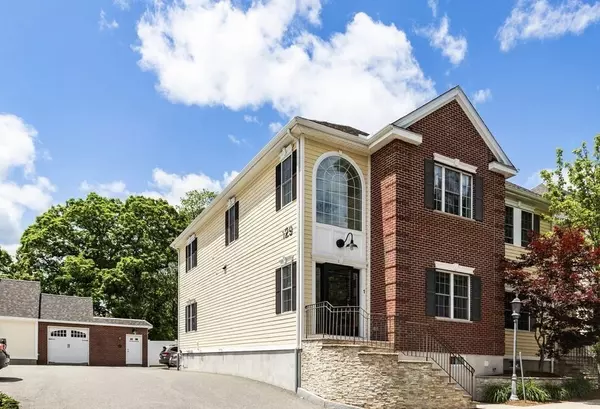 129 Cambridge St #1, Burlington, MA 01803