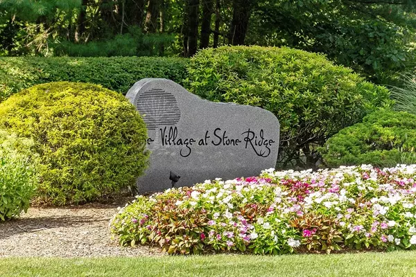 Westford, MA 01886,20 Highland Road #20