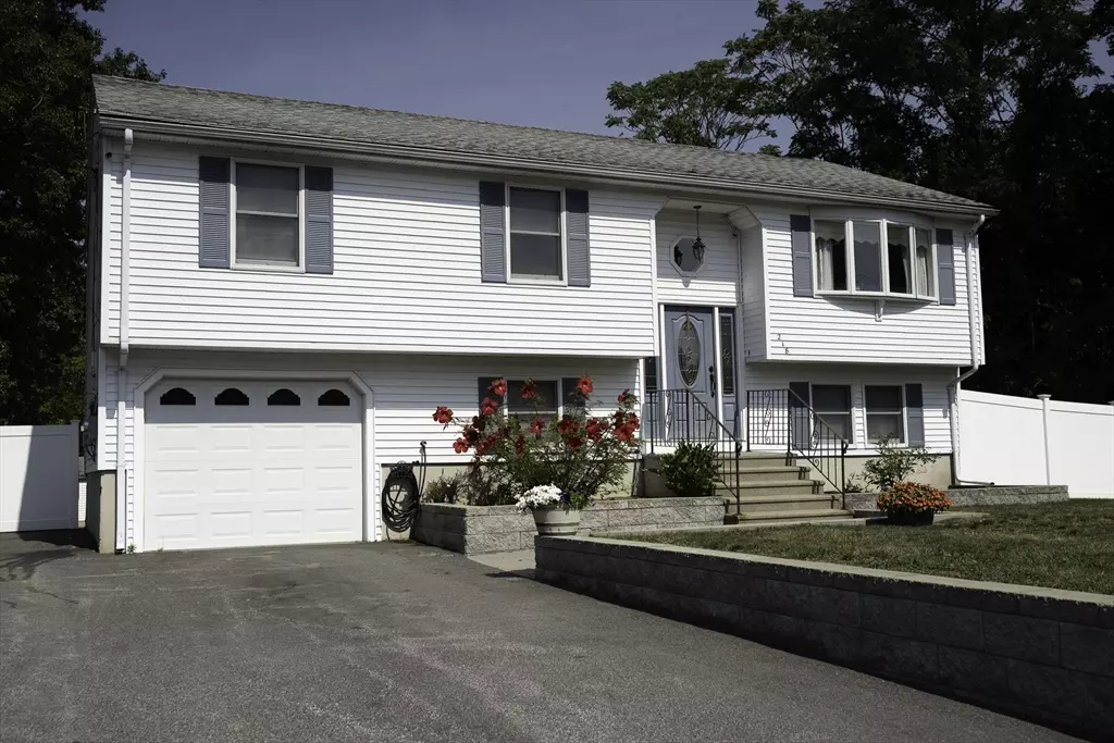 Taunton, MA 02780,218 Dunbar St