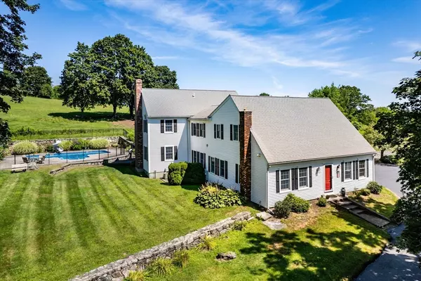 63 Uxbridge Rd, Sutton, MA 01590