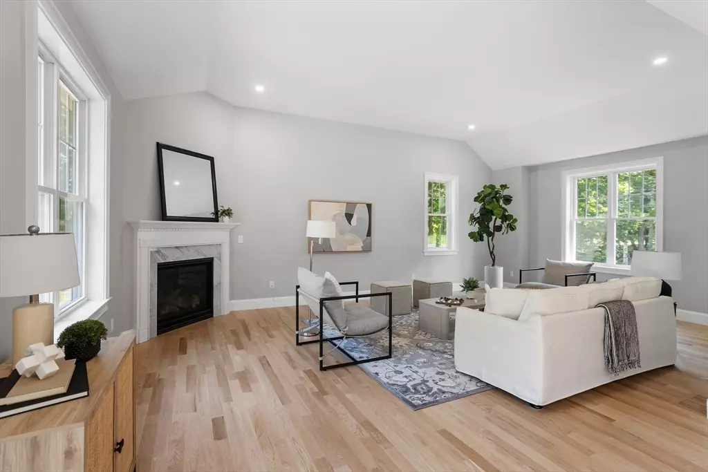Littleton, MA 01460,181 Foster St