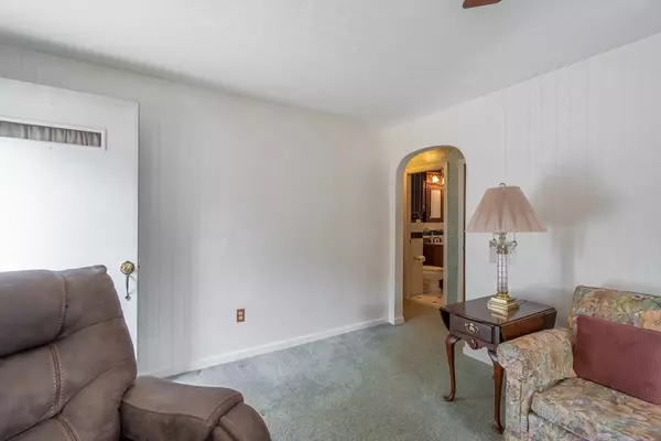 Worcester, MA 01609,17 Orrison St