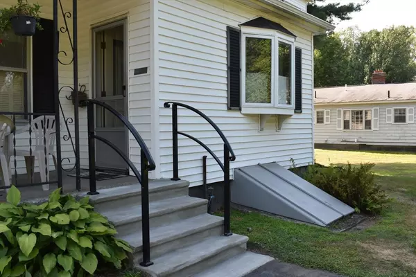 Leominster, MA 01453,1061 Main St