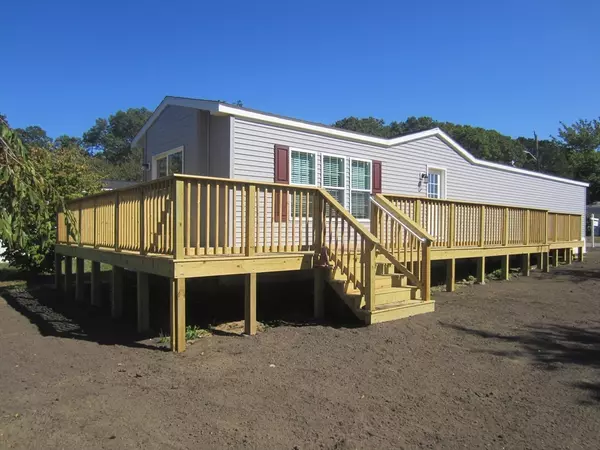 Wareham, MA 02538,3040 Cranberry Hwy #16
