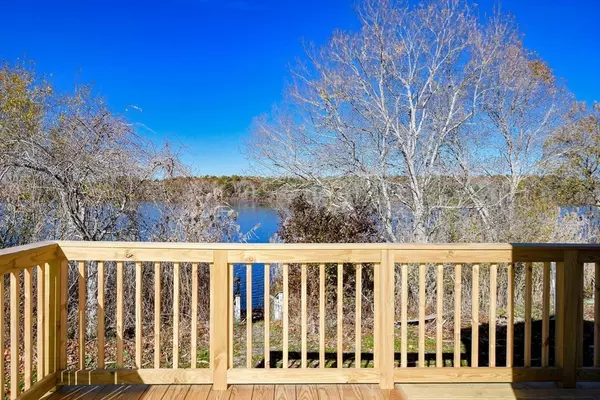 Wareham, MA 02538,3040 Cranberry Hwy #16