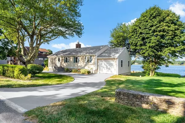 Berkley, MA 02779,22 Riverside Dr