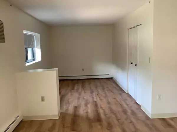 Woburn, MA 01801,50 Cambridge Road #208