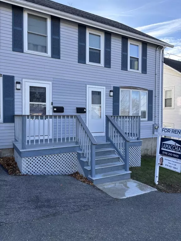 Beverly, MA 01915,10 Moulton Ct #10