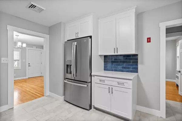 Chelmsford, MA 01824,26 Manning Rd