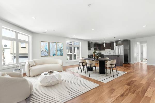 112 W Ninth #Unit 2, Boston, MA 02127