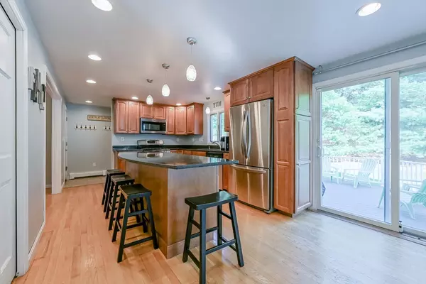 North Attleboro, MA 02760,91 Scout Ln