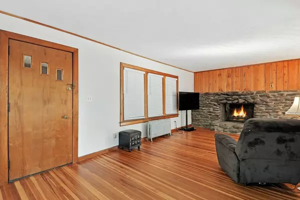Agawam, MA 01001,138 Suffield St