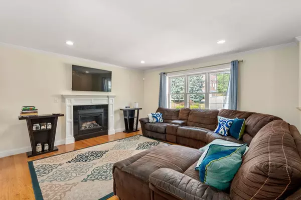 Waltham, MA 02451,38 Lake