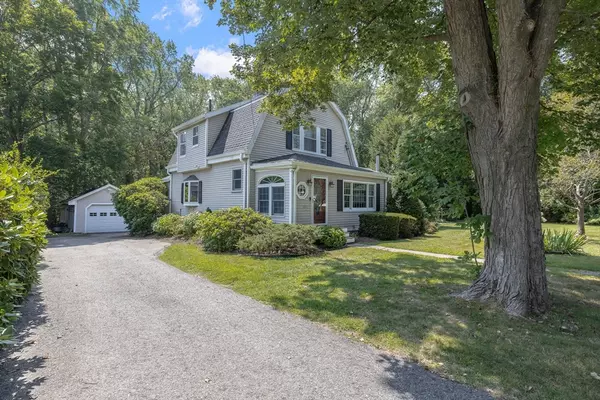 Wayland, MA 01778,251 Commonwealth Rd