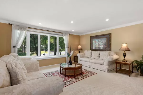 Agawam, MA 01030,127 Forest Hill Road