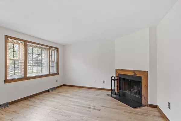 Chelmsford, MA 01863,B9 Scotty Hollow Drive #B9