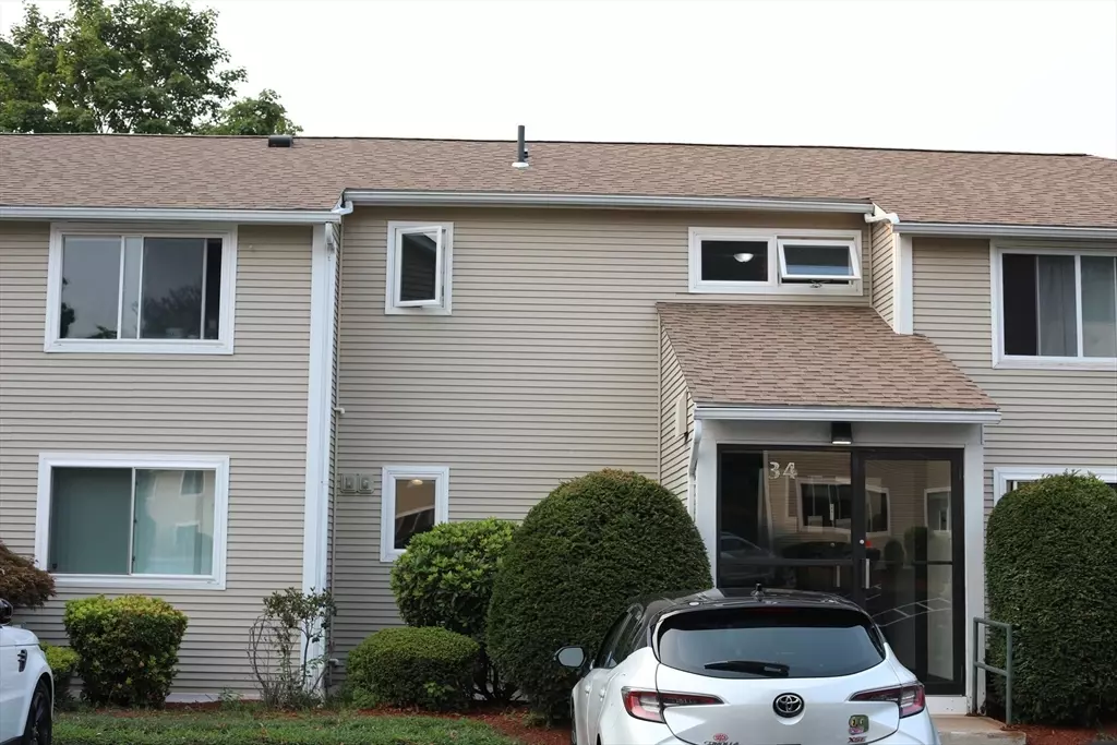 Holyoke, MA 01040,34 Saint Kolbe Drive #A