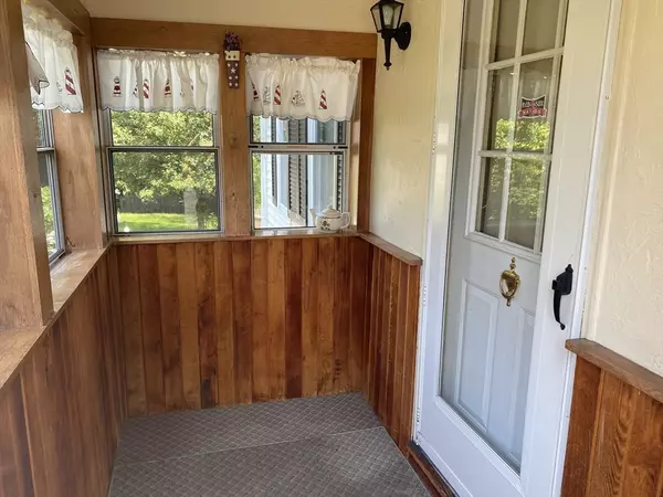 Northbridge, MA 01588,1 Elm Street