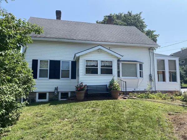 1 Elm Street, Northbridge, MA 01588