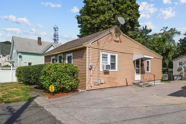 Taunton, MA 02780,13 Stanley Ave
