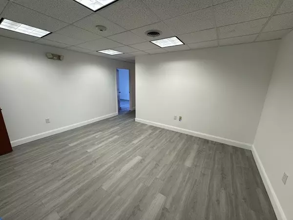 481 Old Post Road, North Attleboro, MA 02760