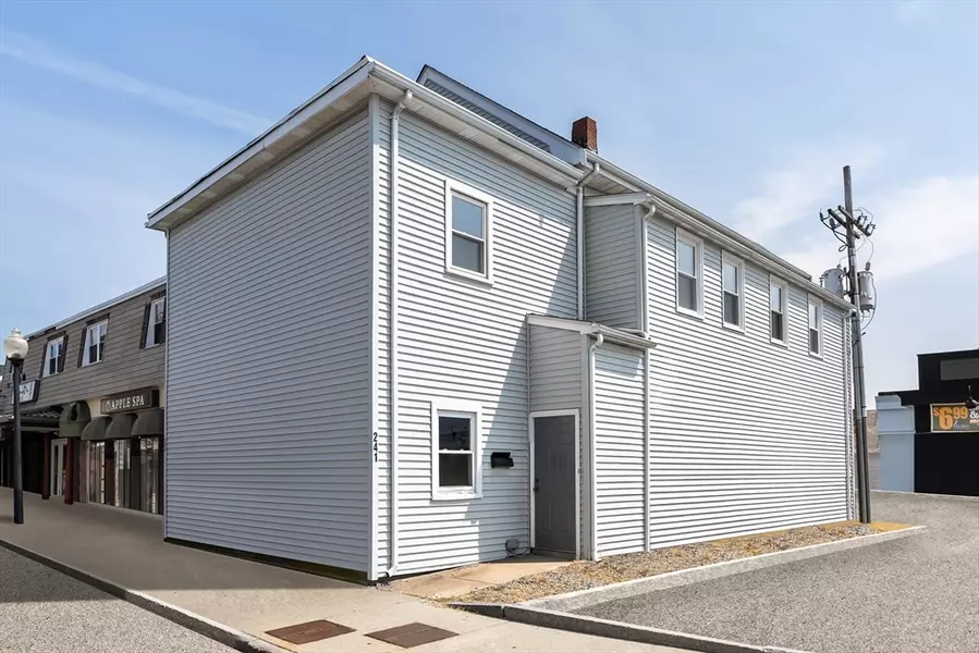 241-243 N Main Street, Mansfield, MA 02048