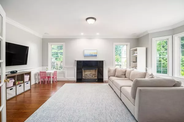 Hamilton, MA 01982,17 Patton Drive