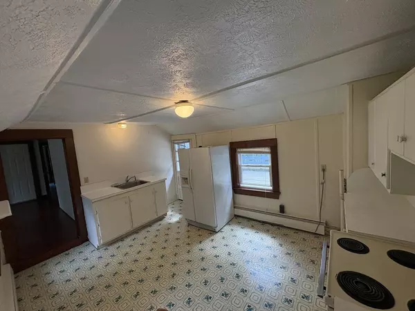 Millis, MA 02054,33 Spencer St