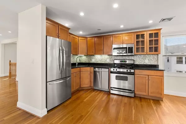 Newton, MA 02459,32 Miller Road #34