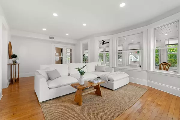 56 Greenwood Ave ##2, Swampscott, MA 01907