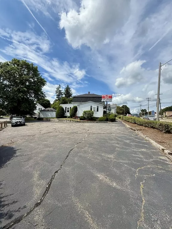 Weymouth, MA 02191,623 Bridge Street