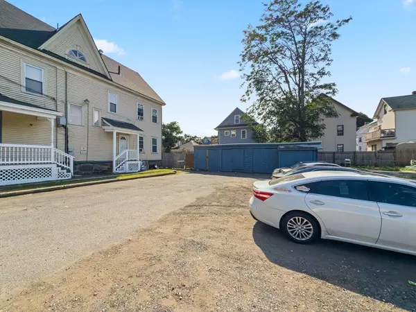 Lawrence, MA 01841,144 Jackson St