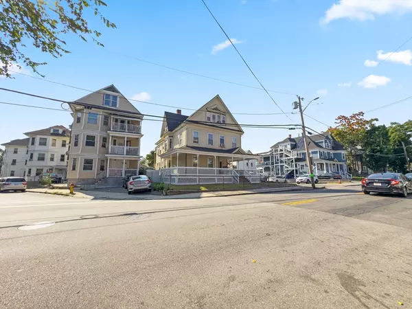 Lawrence, MA 01841,144 Jackson St