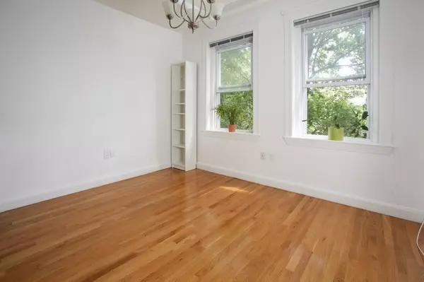 Brookline, MA 02446,97 Mason Terrace #B