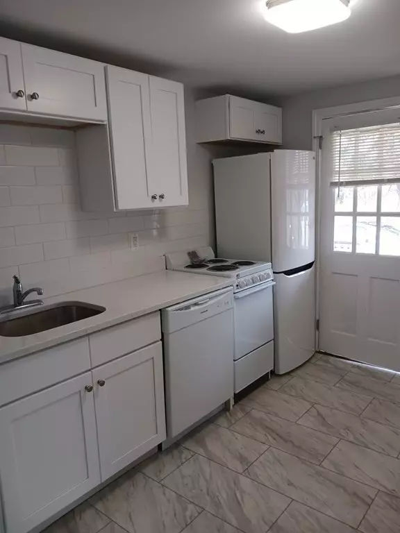 755 Webster St #2, Marshfield, MA 02050