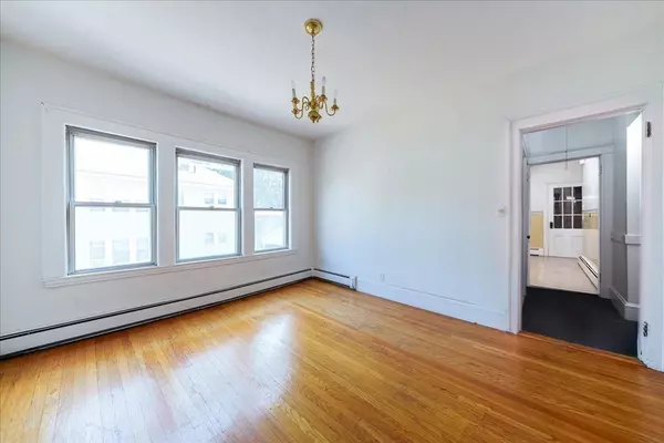Newton, MA 02458,146-148 Pearl St.