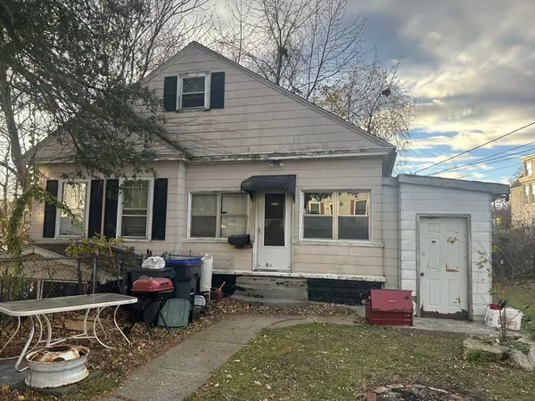 3 Thissell St, Methuen, MA 01844
