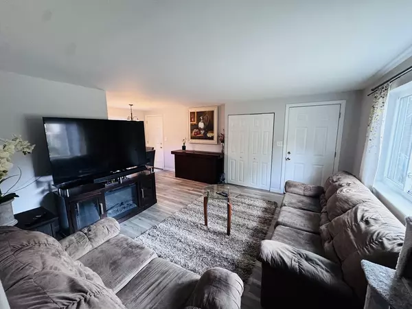 Framingham, MA 01702,155 Bishop Dr #155