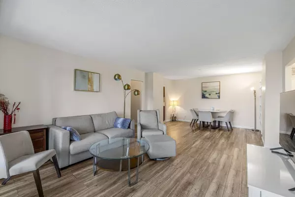 Brookline, MA 02445,33 Pond Ave #919