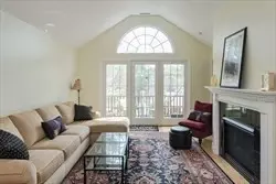 Wakefield, MA 01880,410 Salem St #811