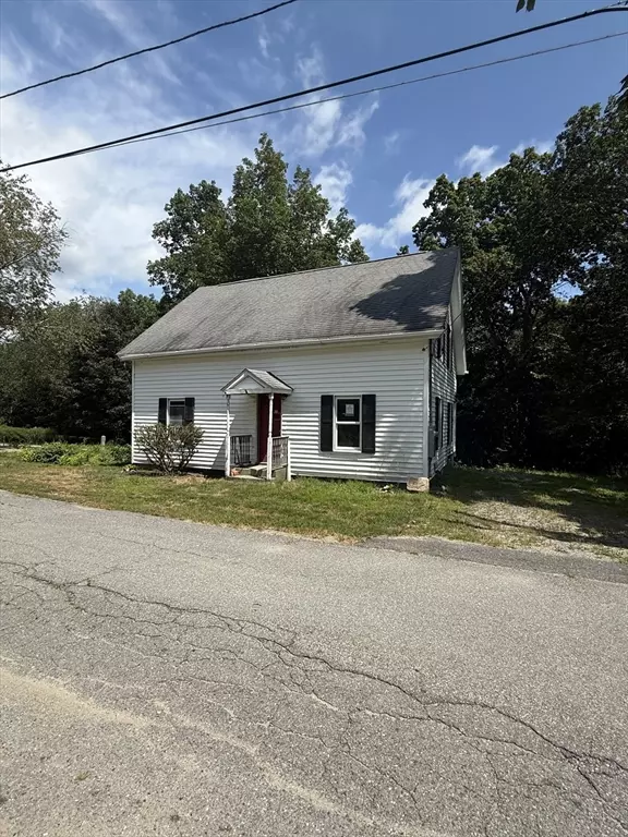 Lancaster, MA 01523,303 Ponakin Rd
