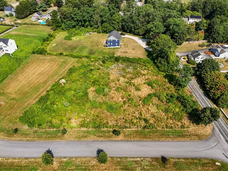 1 Veader Farm Rd, Rehoboth, MA 02769