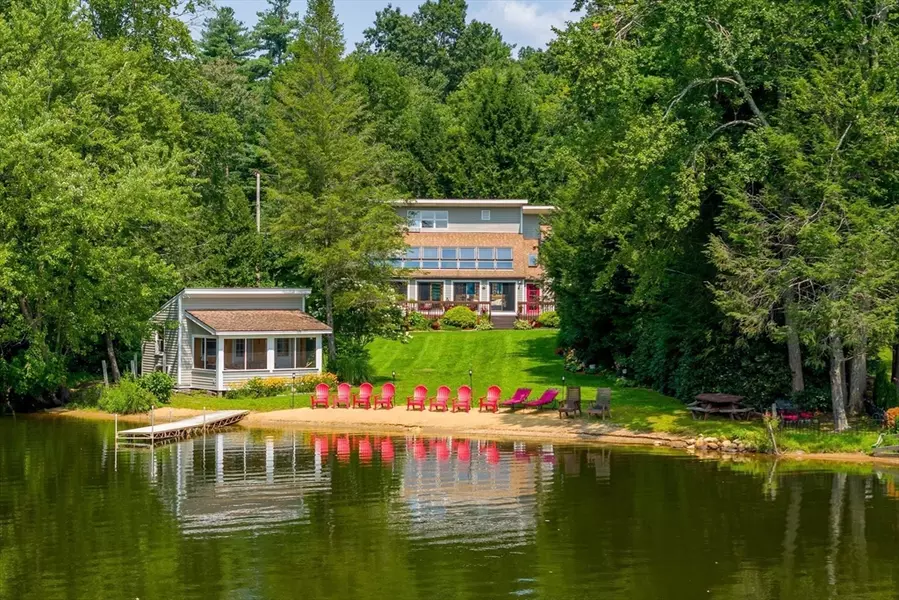 23 Shore Road, North Brookfield, MA 01535