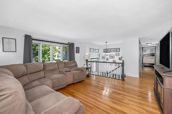 Billerica, MA 01821,6 Magnolia Ave