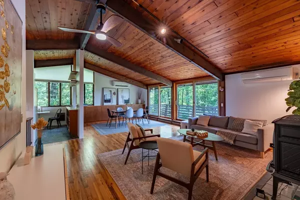 Williamsburg, MA 01039,15 Cole Rd