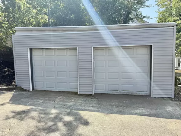 Malden, MA 02148,23 Orient St
