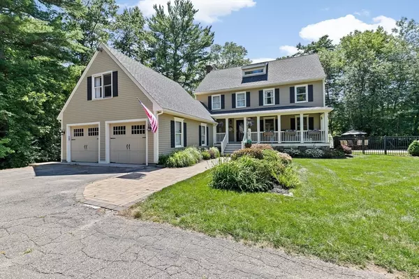 Hanson, MA 02341,76 Union St